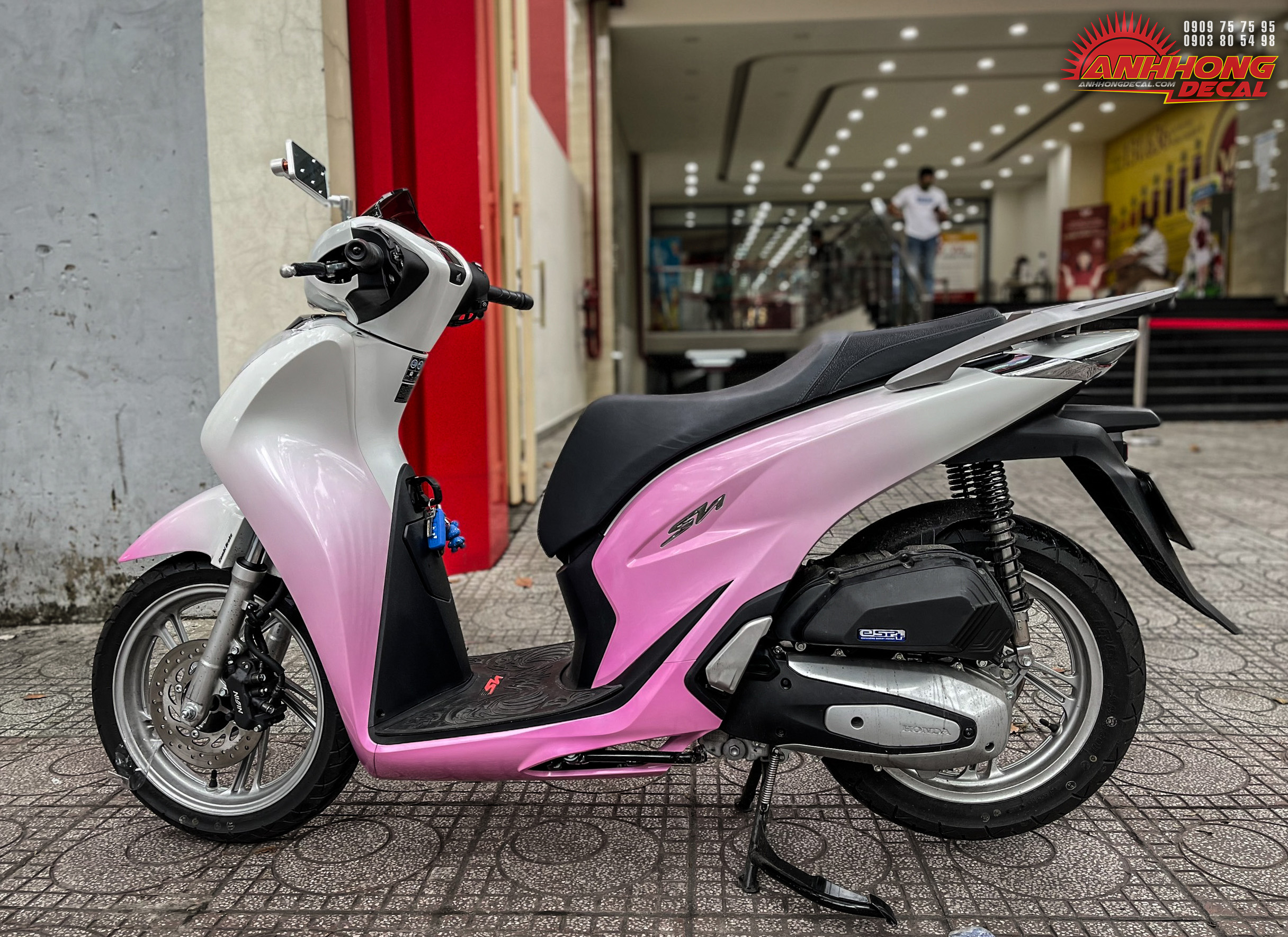 Mẫu sơn xe Honda Sh150i màu hồng cực đẹp  SƠN XE SÀI GÒN