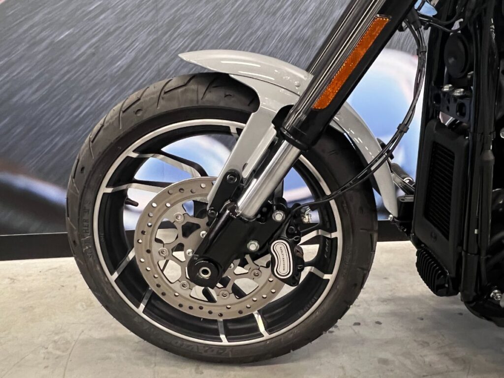 Ppf Sticker Sport Rims Harley Davidson Sport Glide PPF TPU TECKWRAP Cao Cấp - AH DECAL